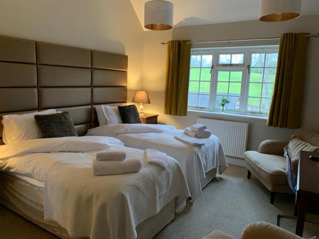 Hurtwood Hotel Peaslake Eksteriør billede