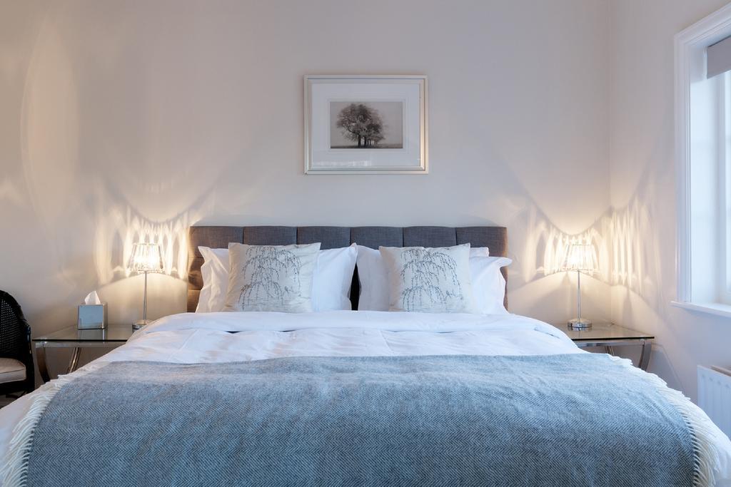 Hurtwood Hotel Peaslake Eksteriør billede